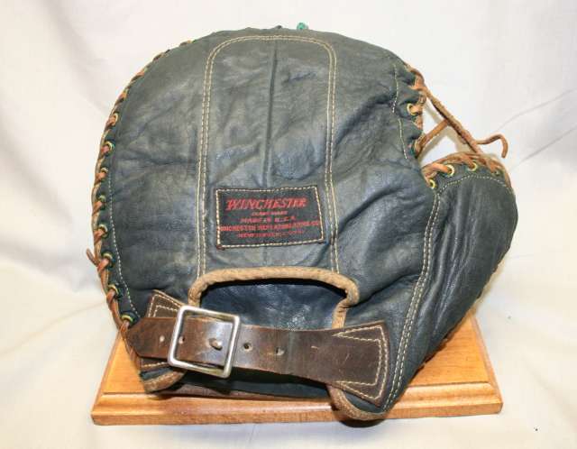 Winchester 2109 Basemitt Back